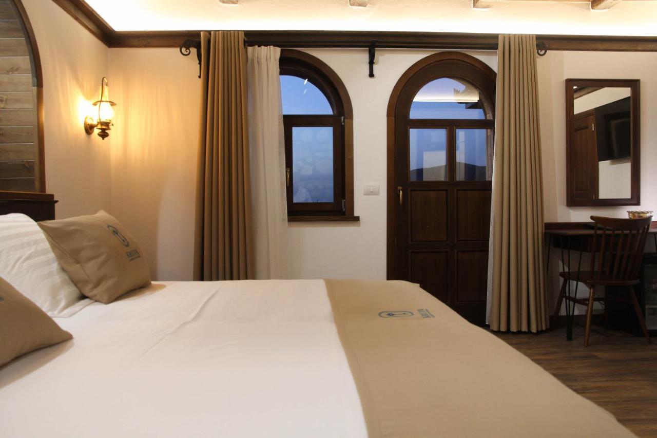 Kruja Albergo Diffuso , Inside Kruja Castle Buitenkant foto