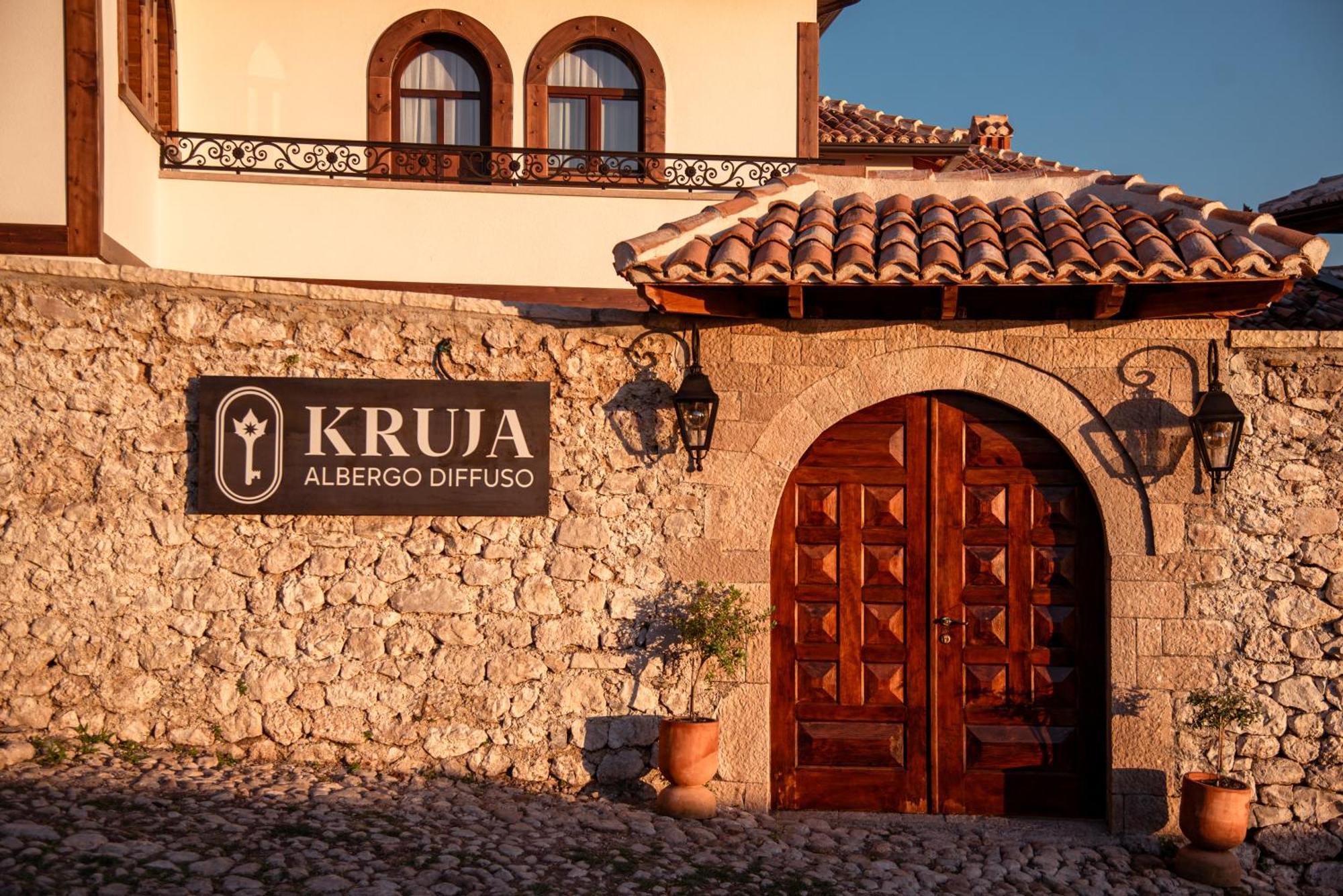 Kruja Albergo Diffuso , Inside Kruja Castle Buitenkant foto