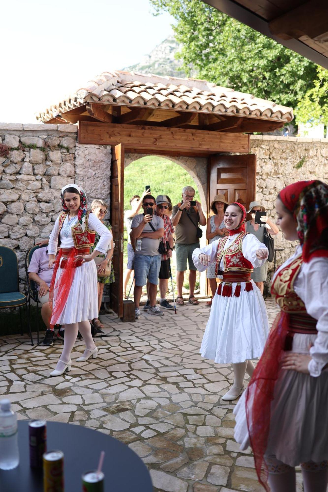 Kruja Albergo Diffuso , Inside Kruja Castle Buitenkant foto