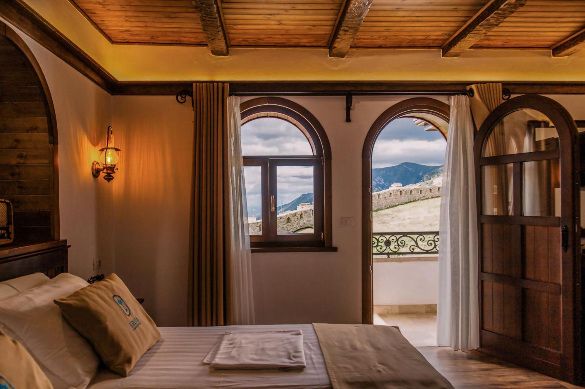 Kruja Albergo Diffuso , Inside Kruja Castle Buitenkant foto